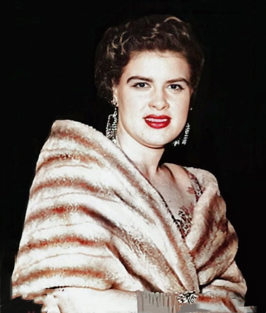 Patsy Cline &#8211; I Fall To Pieces